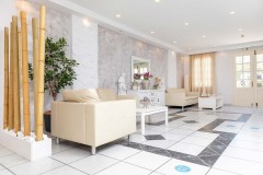 Hotel44